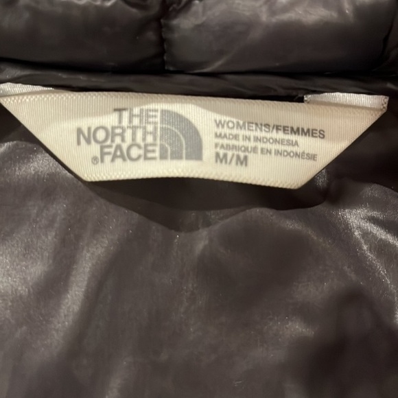 The North Face Thermoball jacket/coat. Grey Women size Medium - Picture 3 of 6